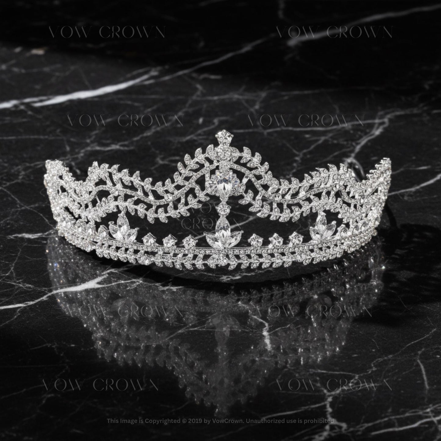 Leaf Crystal Bridal Tiara Crown | Silver Wedding Crown with Vine | Royal Nature-Inspired Tiara | Luxury Bridal Headpiece