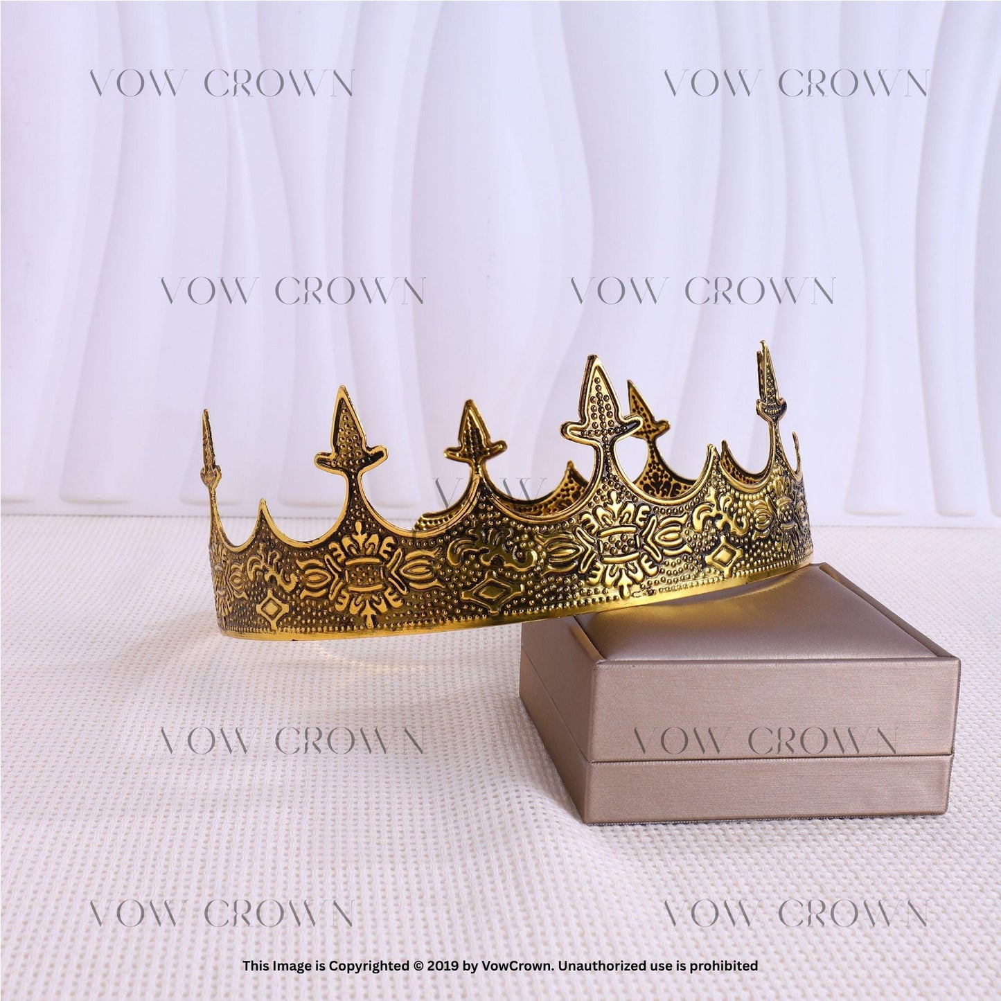 Gold Medieval King Crown - Renaissance Costume Headpiece