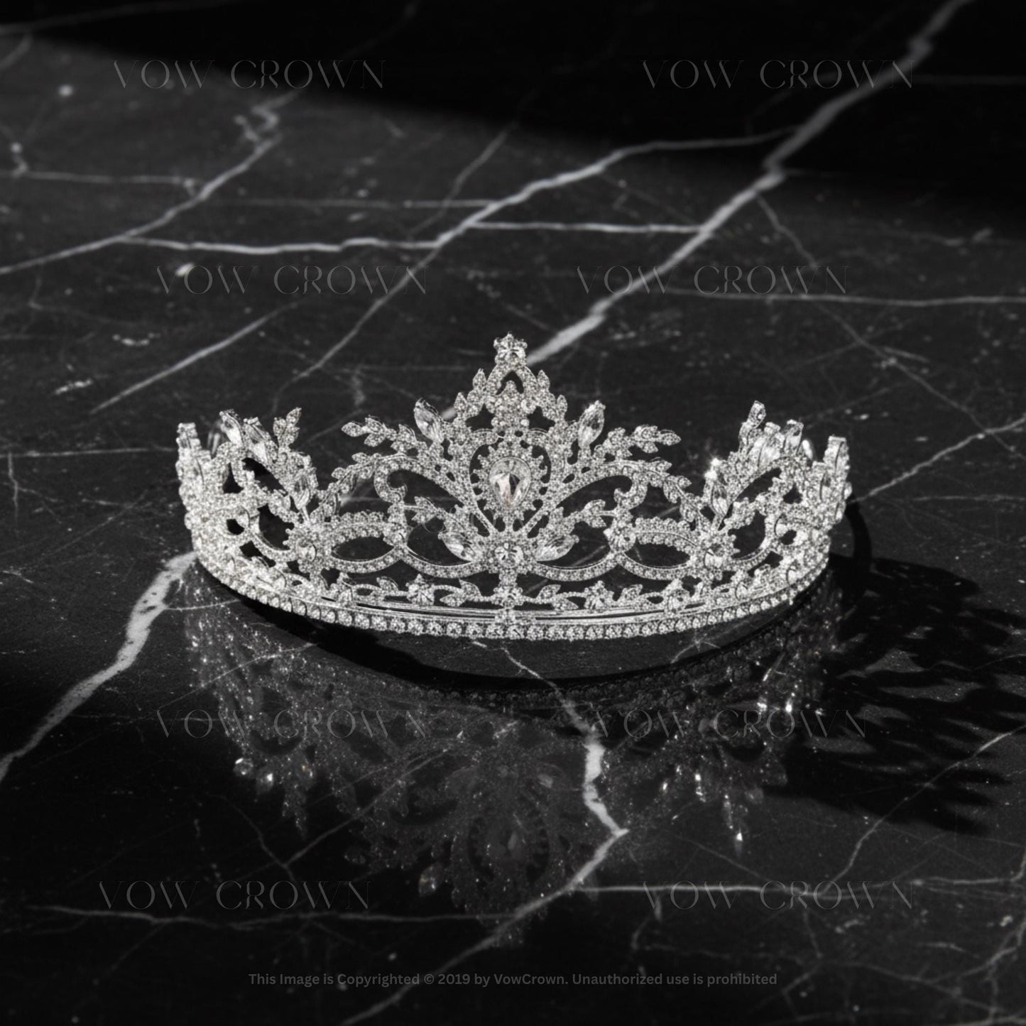 Luxury Crystal Bridal Tiara Crown | Silver Wedding Crown with Leaf Design | Royal Vintage Tiara | Princess Bridal Queen Crown