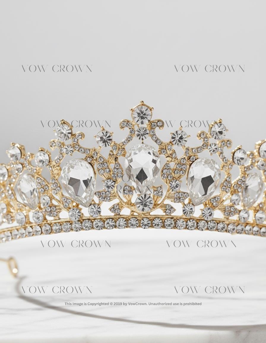 Luxury Gold Crystal Bridal Tiara Crown | Vintage Baroque Wedding Tiara | Pear-Cut Rhinestone Princess Headpiece