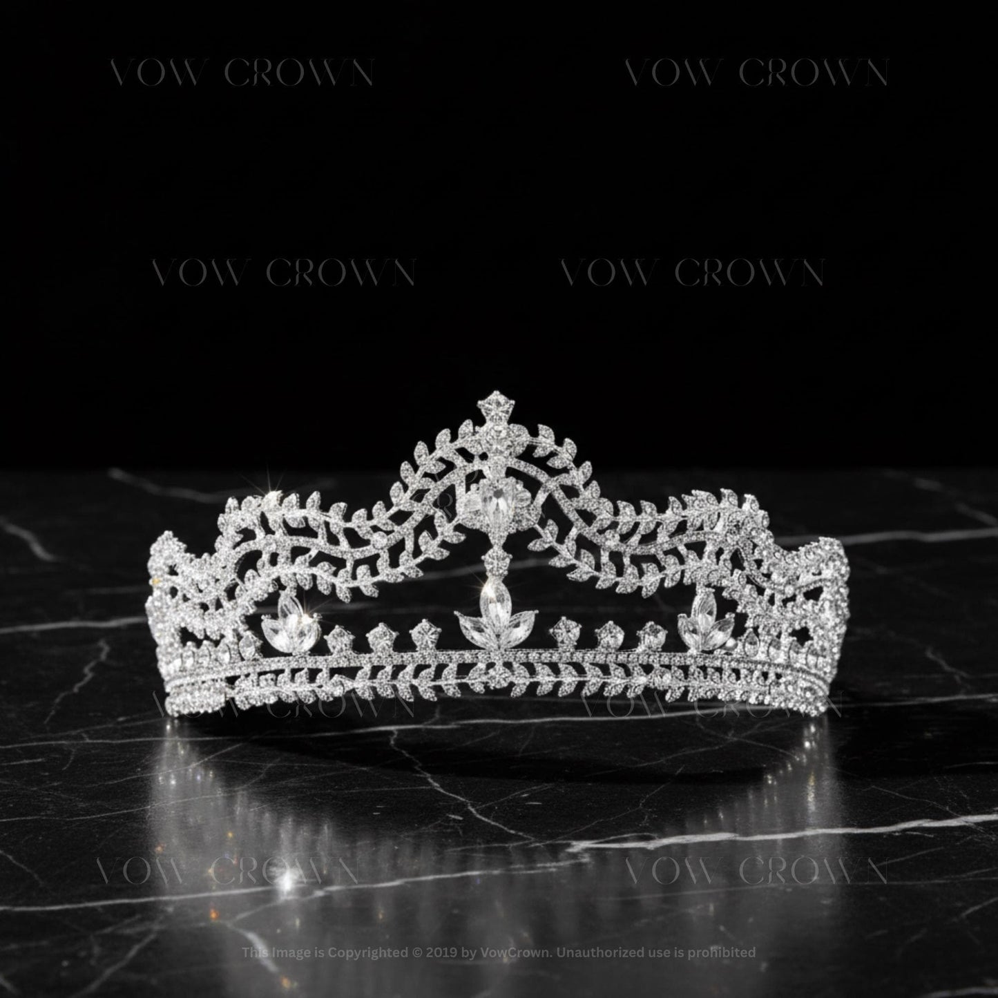 Leaf Crystal Bridal Tiara Crown | Silver Wedding Crown with Vine | Royal Nature-Inspired Tiara | Luxury Bridal Headpiece