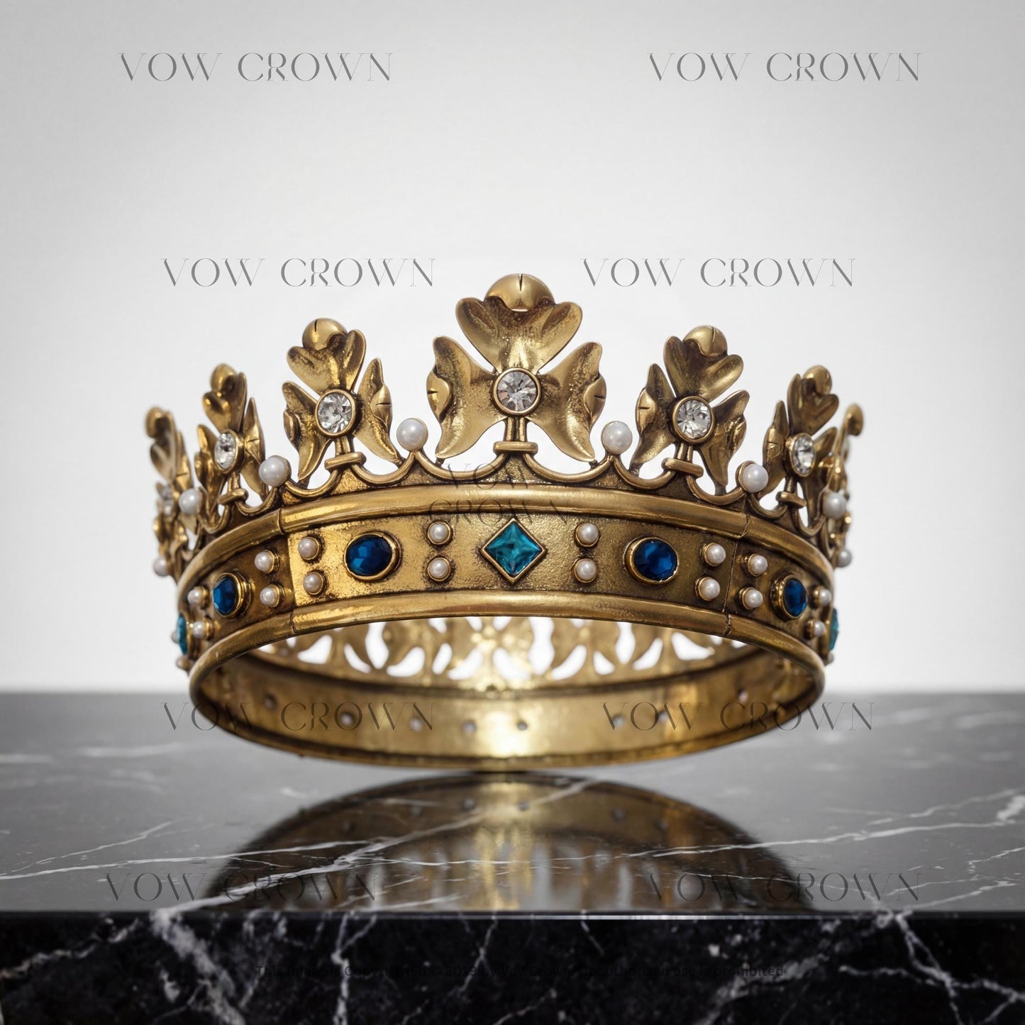 Vintage Gold Royal Blue Gemstone Pearl King Crown: Gold Costume Party Tiara