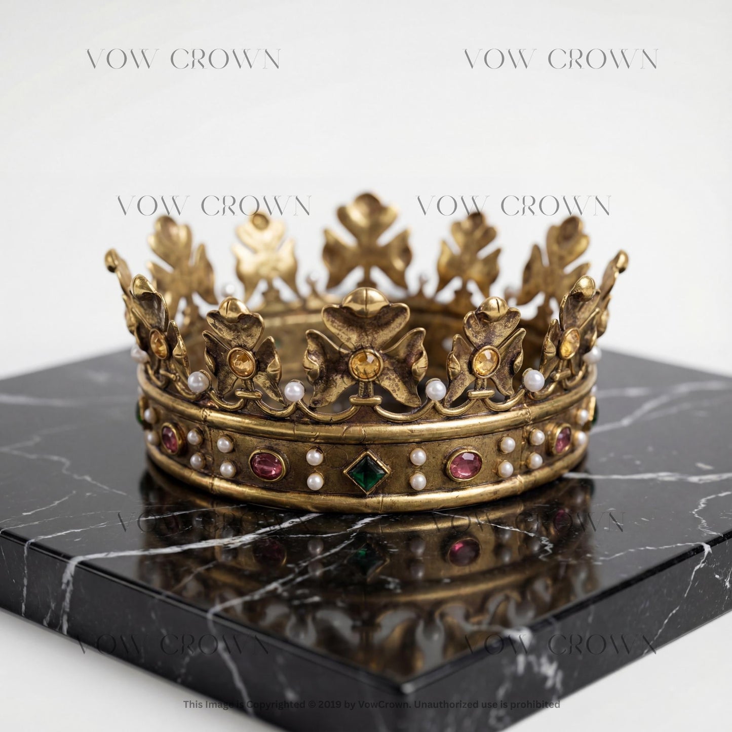 Vintage Gold Royal King Crown: Gold Costume Party Tiara Pearl Pageant Diadem